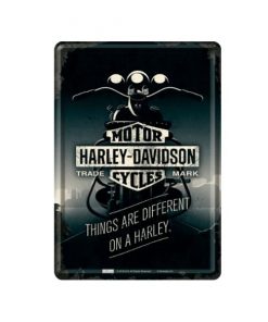 Things are different on a Harley - metalen bord